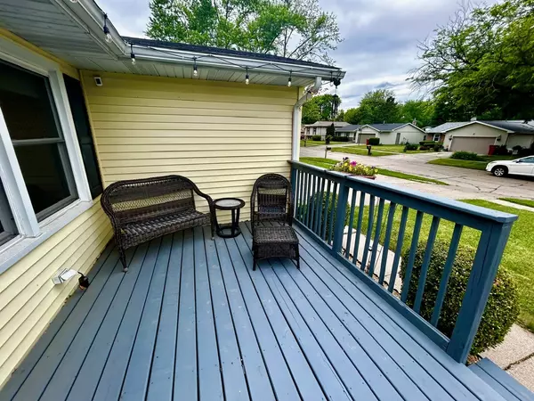 Champaign, IL 61821,2307 Blackthorn DR