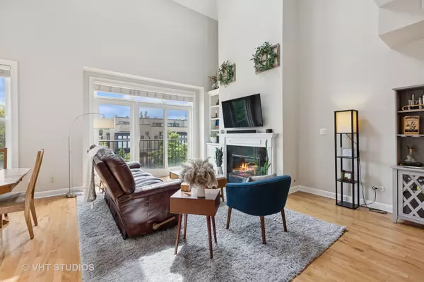 Chicago, IL 60614,1712 W Diversey Pkwy #3