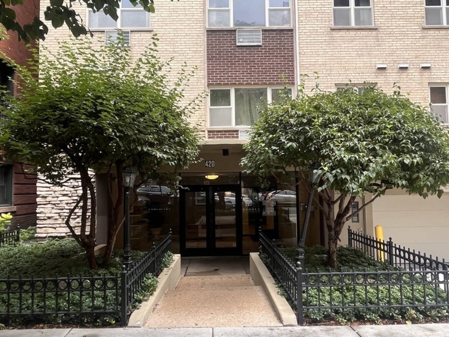 420 W ALDINE AVE #230, Chicago, IL 60657