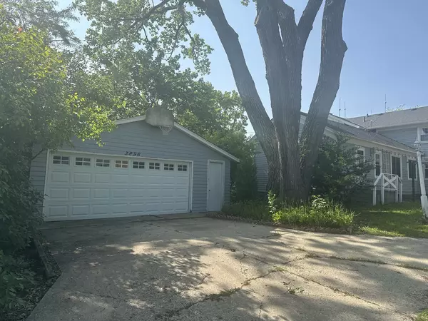 3896 Drexel AVE, Gurnee, IL 60031