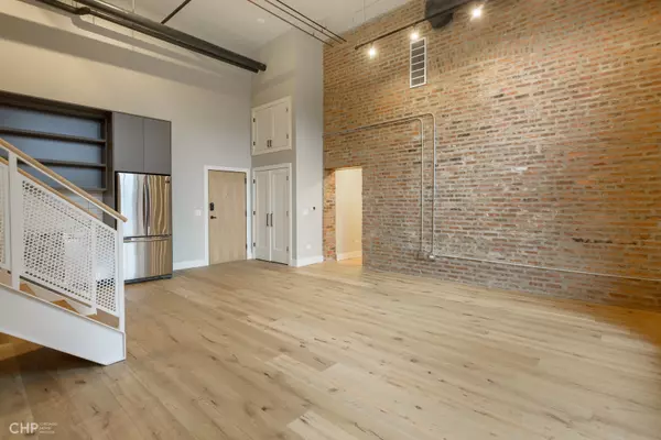 Chicago, IL 60642,729 N Sangamon ST #309