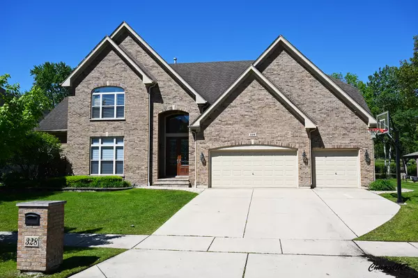 328 ERIE CIR, Bloomingdale, IL 60108