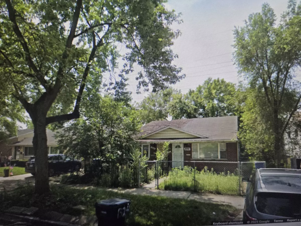 Chicago, IL 60827,13240 S Riverdale AVE