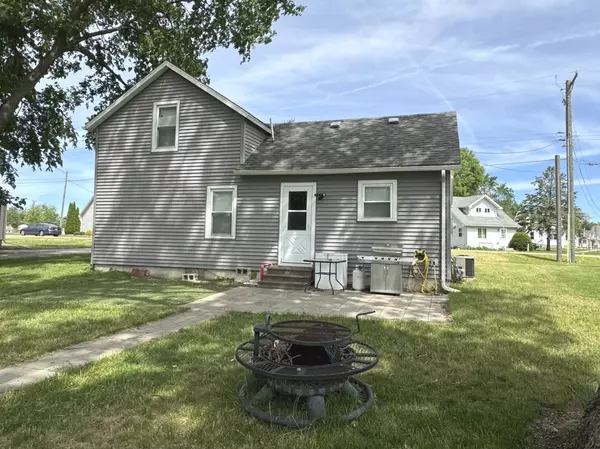 Amboy, IL 61310,25 W Main St