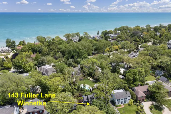 Winnetka, IL 60093,143 Fuller LN
