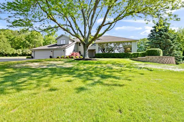1256 Barberry LN, Belvidere, IL 61008