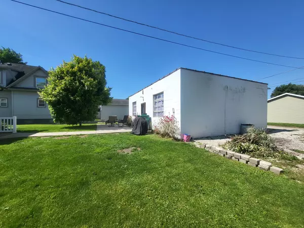 Streator, IL 61364,1006 N Park ST
