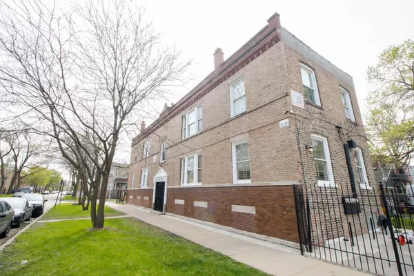 3345 W HURON ST, Chicago, IL 60624