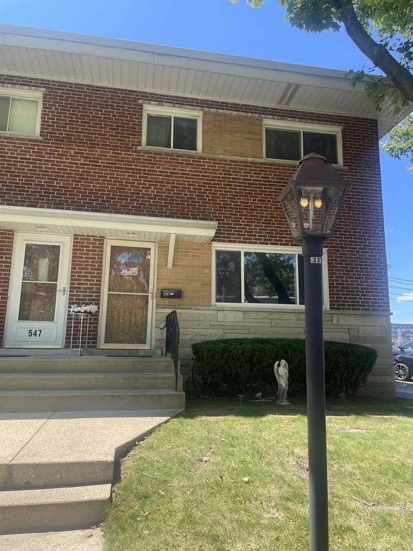 549 E LINCOLN ST #549, Mount Prospect, IL 60056