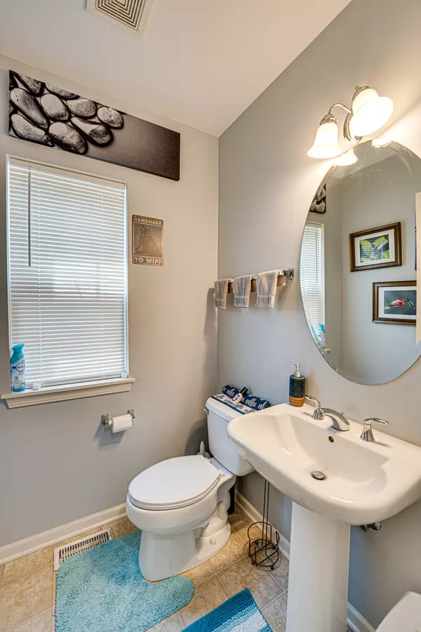 Aurora, IL 60504,3355 kentshire CIR