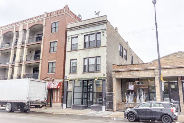 2450 W Chicago AVE, Chicago, IL 60622