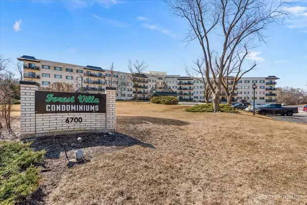 6700 S Brainard AVE S #102, Countryside, IL 60525