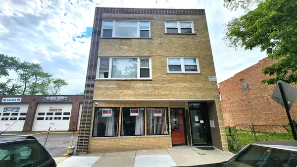 3108 N Laramie AVE, Chicago, IL 60641