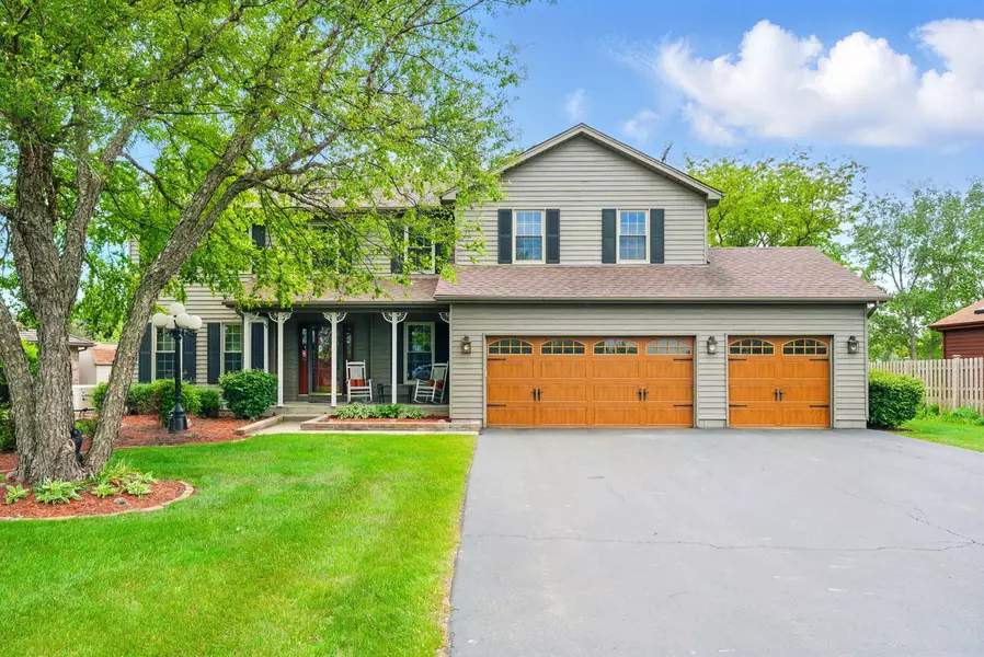 47W041 Briarwood LN, Hampshire, IL 60140