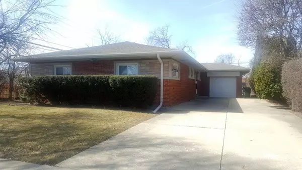 8816 Kenton AVE, Skokie, IL 60076