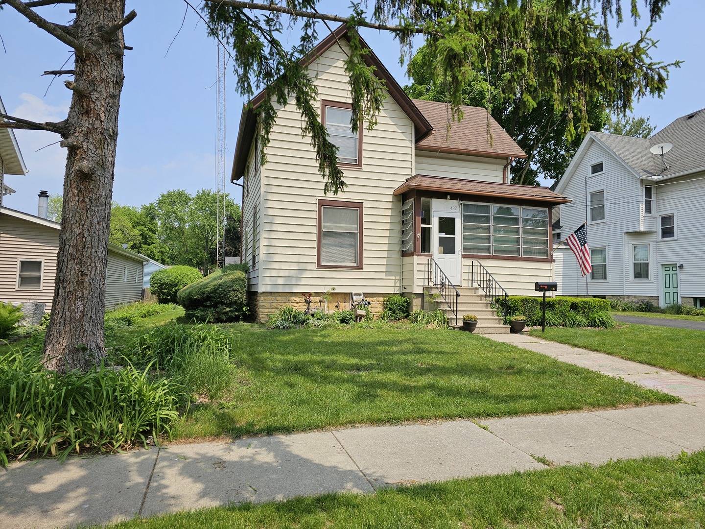 Belvidere, IL 61008,427 W Hurlbut AVE