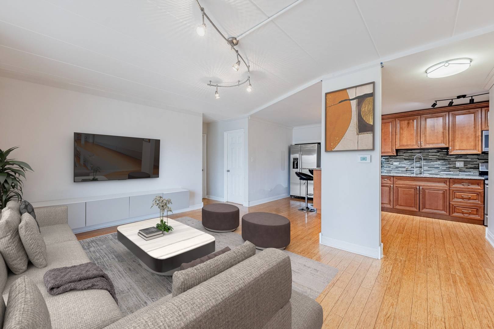 Chicago Ridge, IL 60415,11010 Central AVE #2A