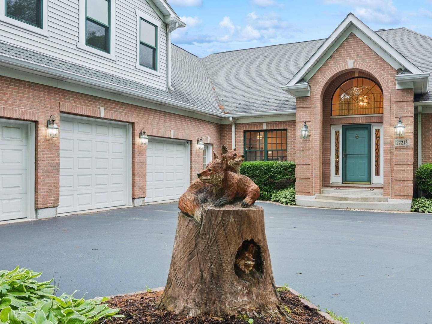 Wauconda, IL 60084,27213 N Fairfield RD