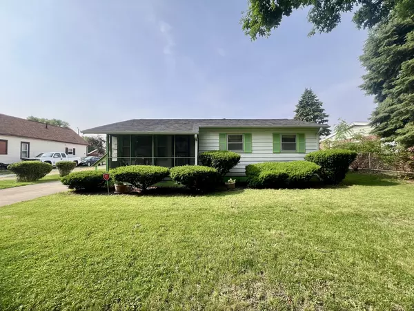 1405 W Beech ST, Urbana, IL 61801