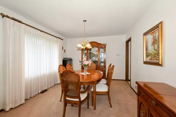 Orland Park, IL 60462,7618 W 157th ST
