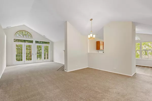 Bartlett, IL 60103,1623 Camberley CT