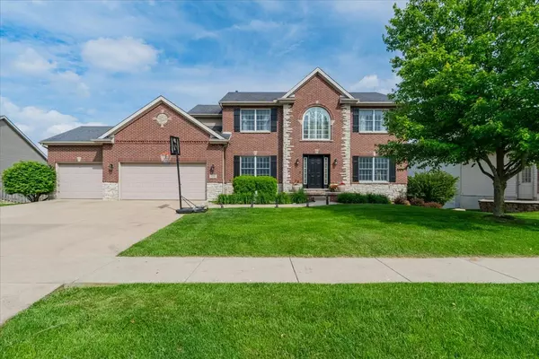 1310 Guiness DR,  Bloomington,  IL 61705