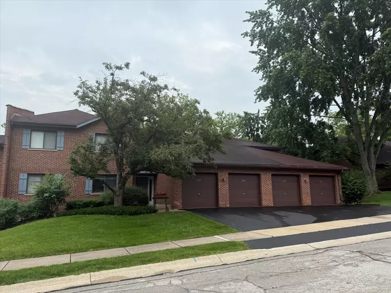 5355 Newport DR #4-6C, Lisle, IL 60532