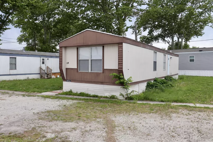 18 Lynn AVE, Justice, IL 60458