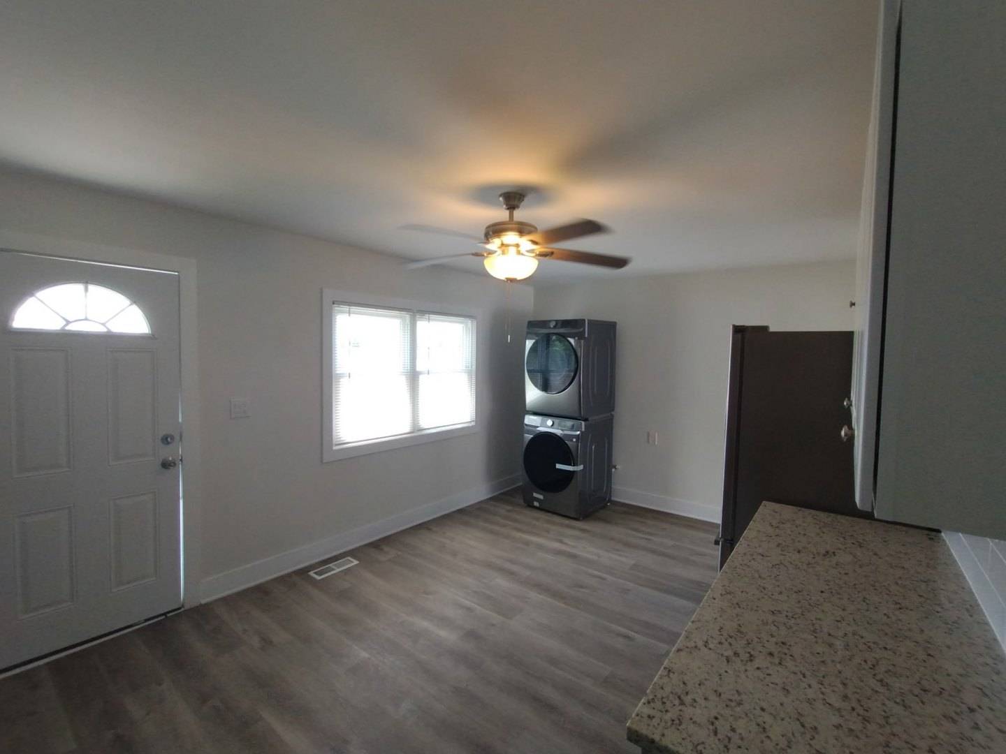 Romeoville, IL 60446,615 Hamrick AVE