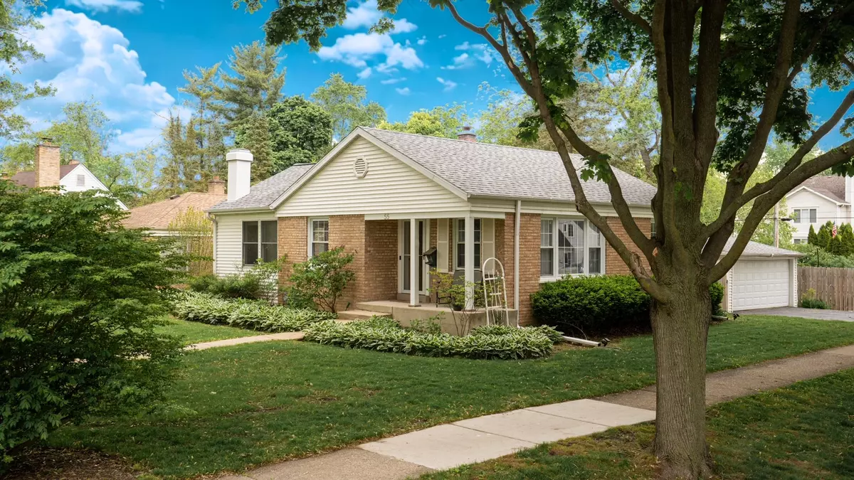 Palatine, IL 60074,55 S Elmwood AVE