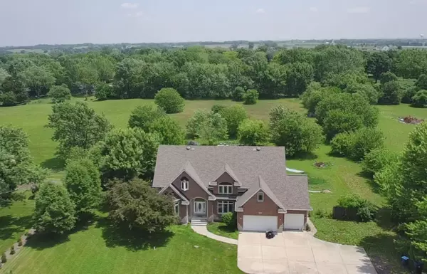 Oswego, IL 60543,4722 Douglas RD