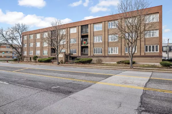 Oak Lawn, IL 60453,10048 S Pulaski RD #2B