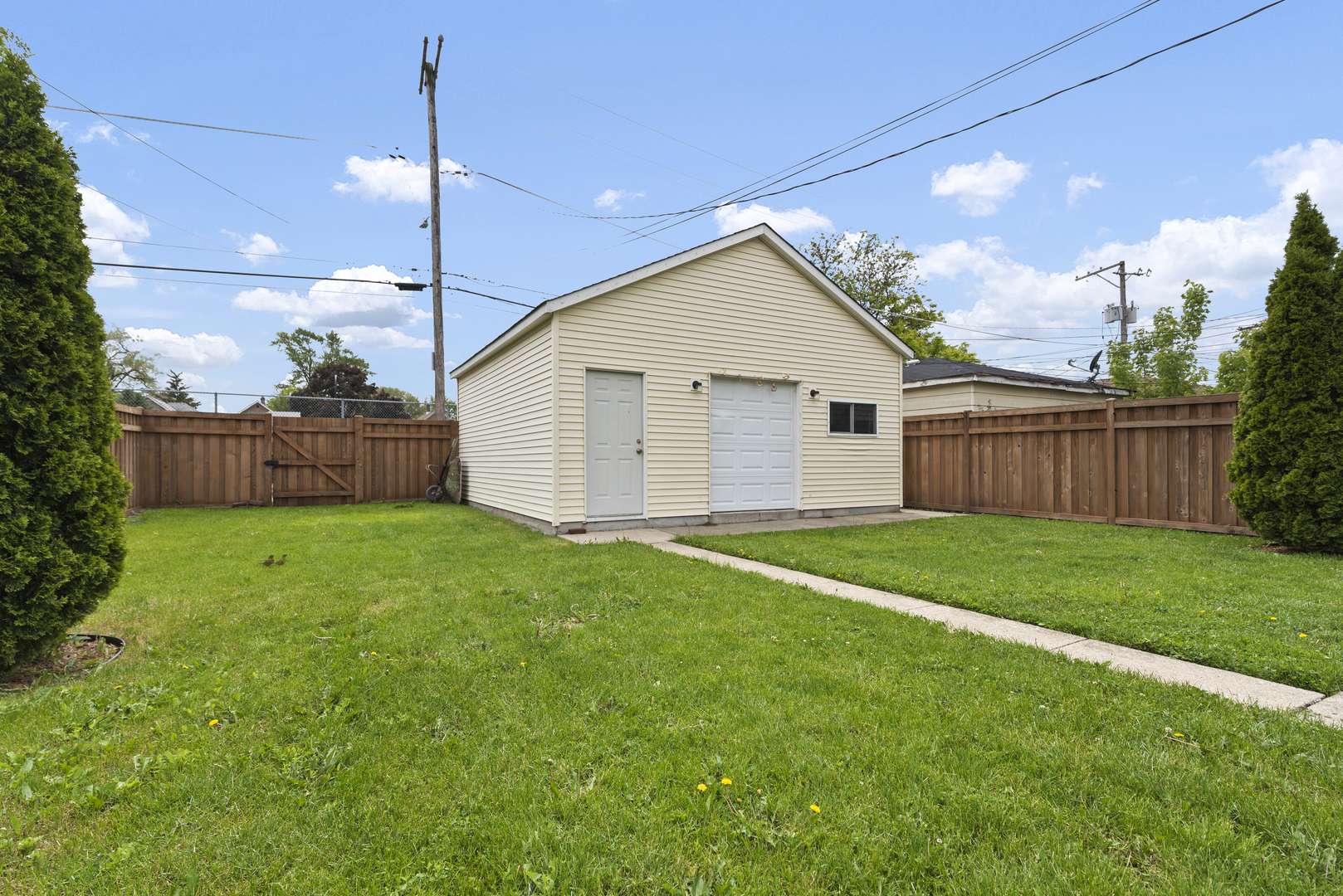Cicero, IL 60804,5123 W 23rd PL