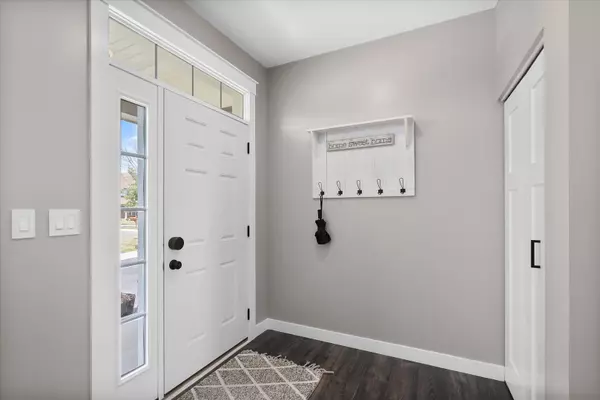 North Aurora, IL 60542,1552 Hearthstone LN