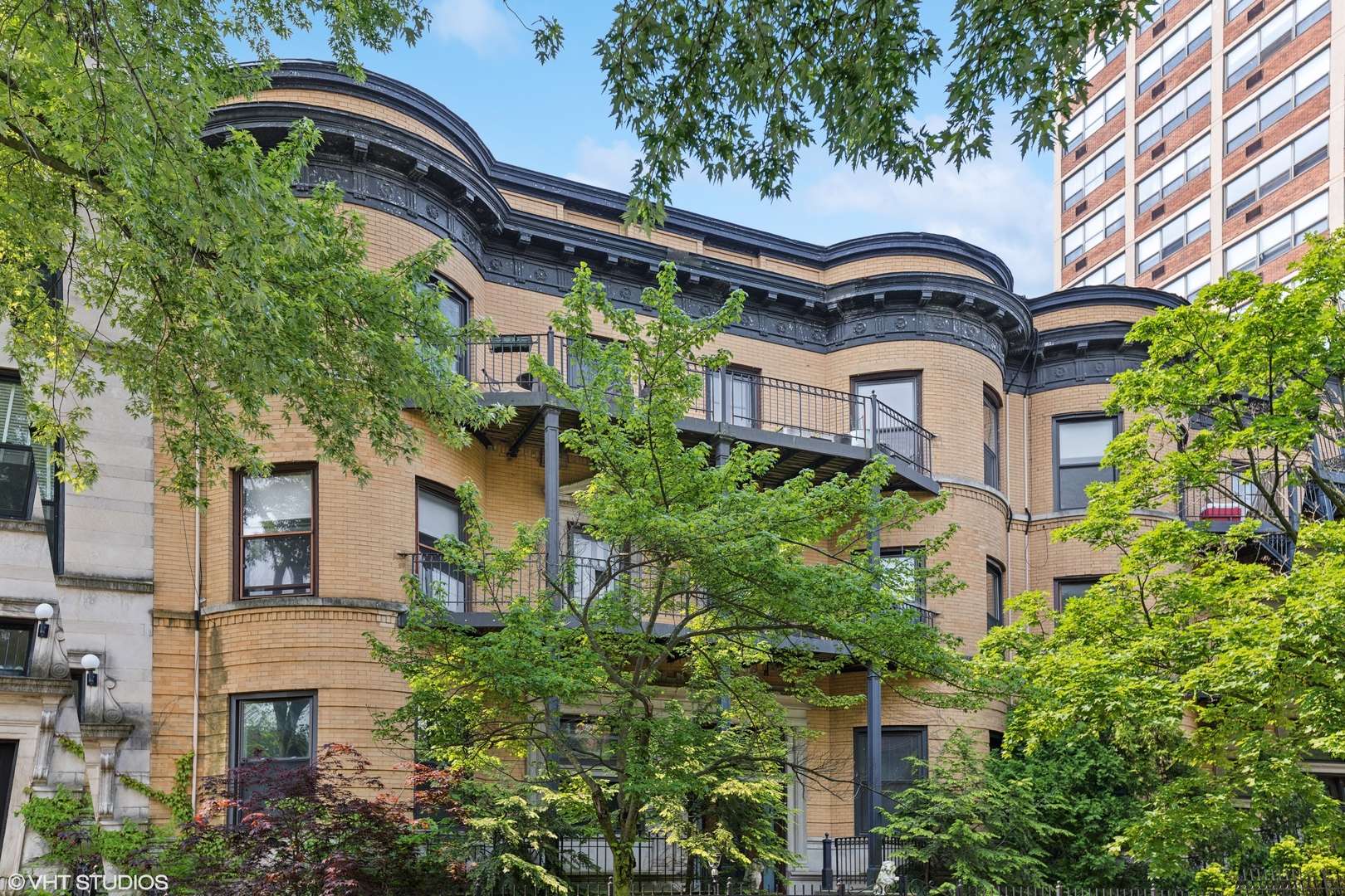 935 W Gunnison ST #3W, Chicago, IL 60640