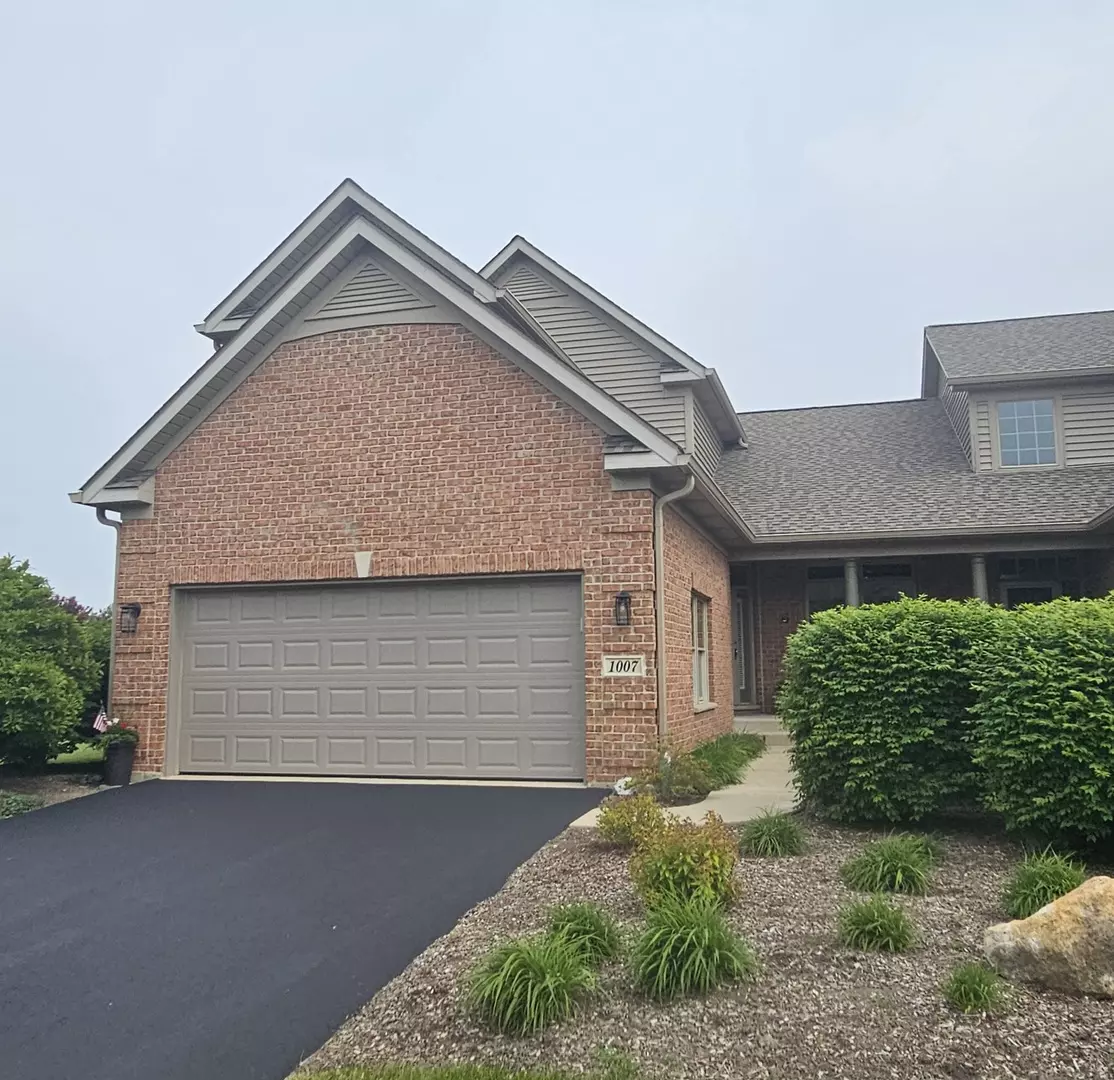 Antioch, IL 60002,1007 Inverness DR