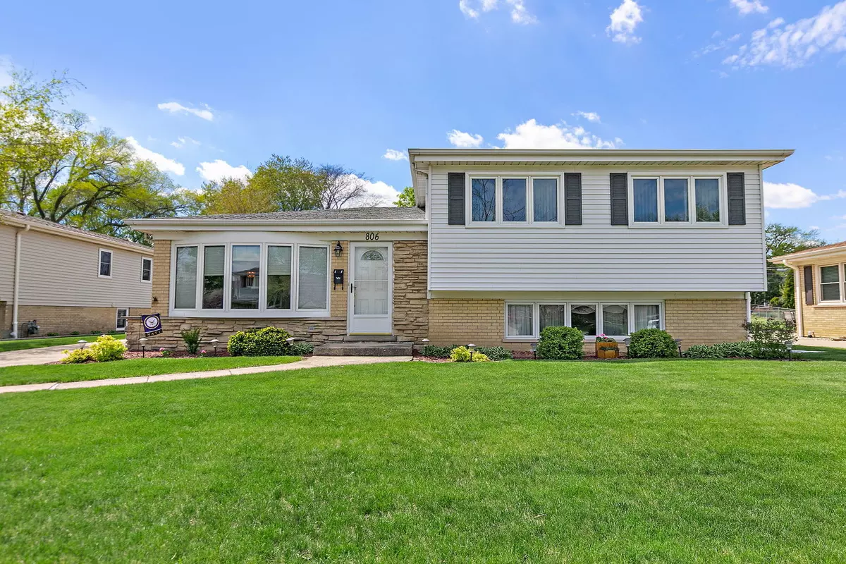 Mount Prospect, IL 60056,806 S Deborah LN