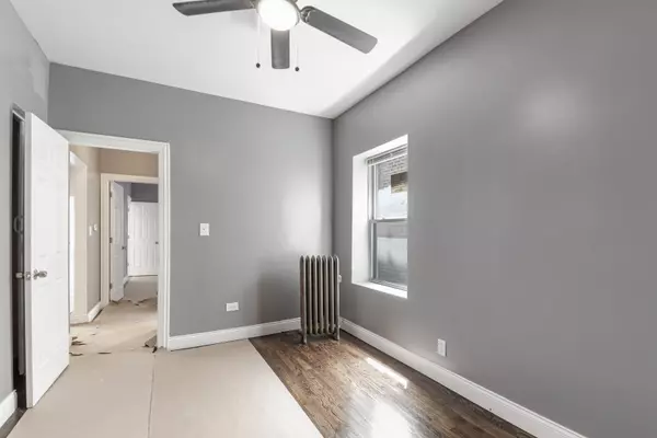 Chicago, IL 60619,Address not disclosed