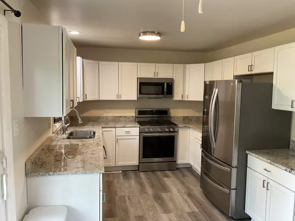 Bartlett, IL 60103,624 Catalpa LN