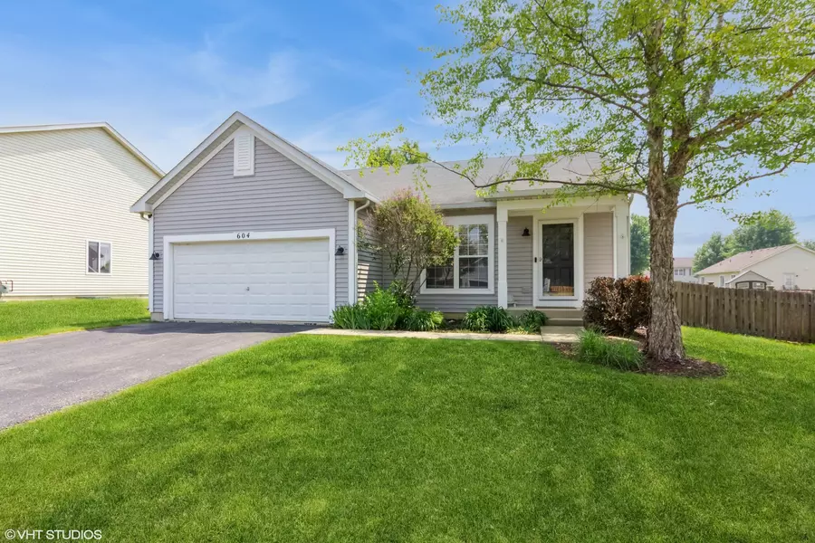 604 Keller ST, Plano, IL 60545