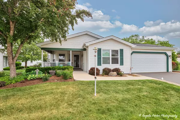 611 Filly LN, Grayslake, IL 60030