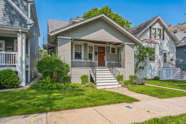 4248 N Sawyer AVE, Chicago, IL 60618