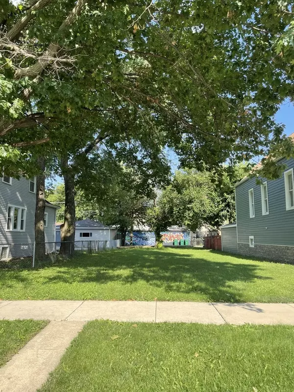 1307 S Harvey AVE, Berwyn, IL 60402