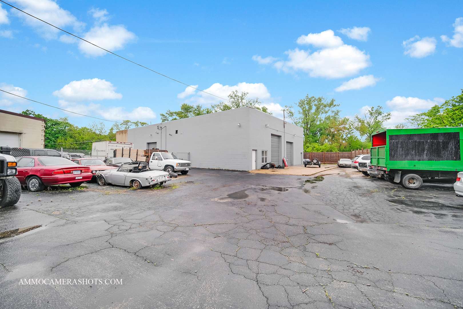 West Chicago, IL 60185,133 N Aurora ST #A