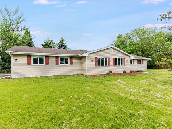 3411 Caton Farm RD, Joliet, IL 60431