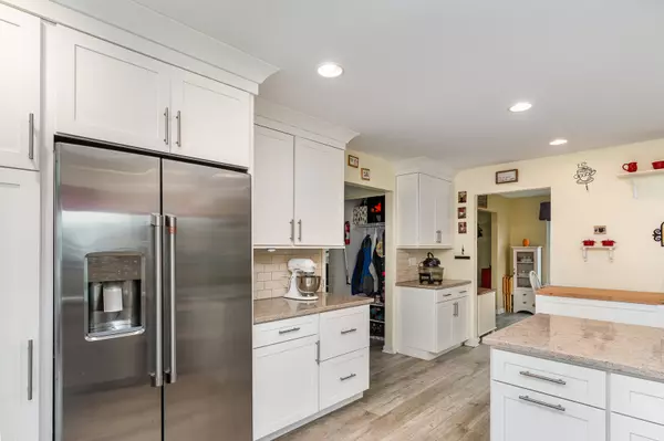 Aurora, IL 60503,2715 Lahinch DR