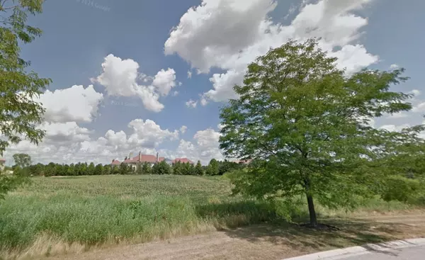South Barrington, IL 60010,6 Blossom CT