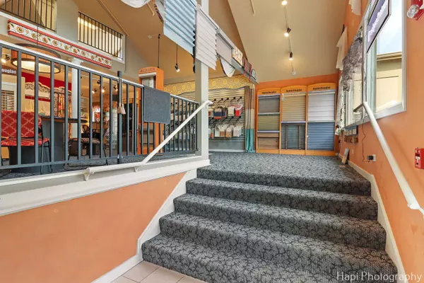 Libertyville, IL 60048,401 E Park AVE