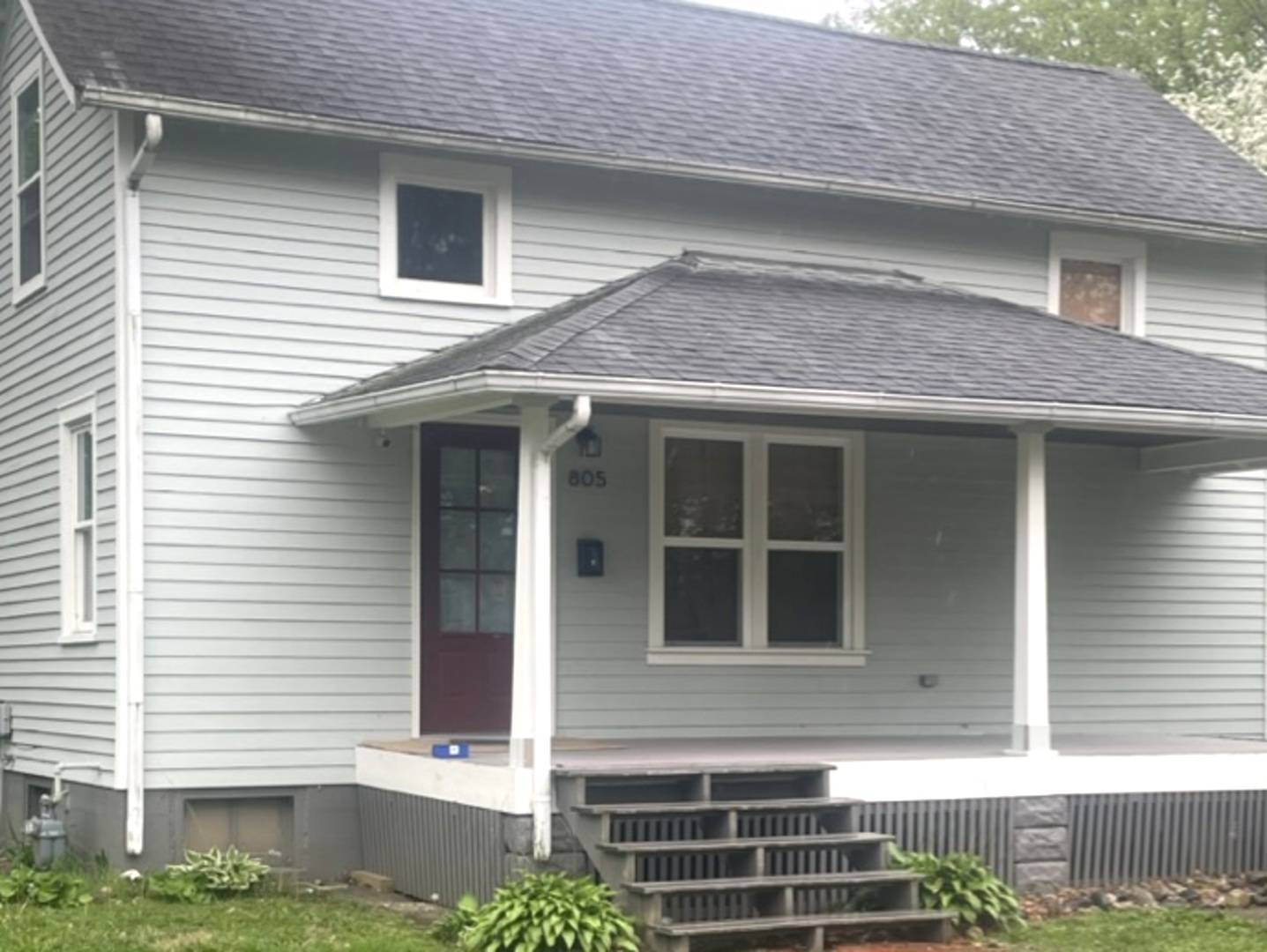 805 W Blaine ST, Monticello, IL 61856