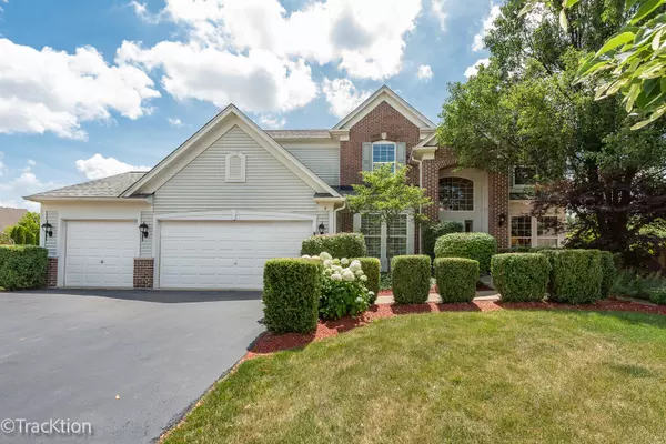 4 Marshall Ash CT, Bolingbrook, IL 60490